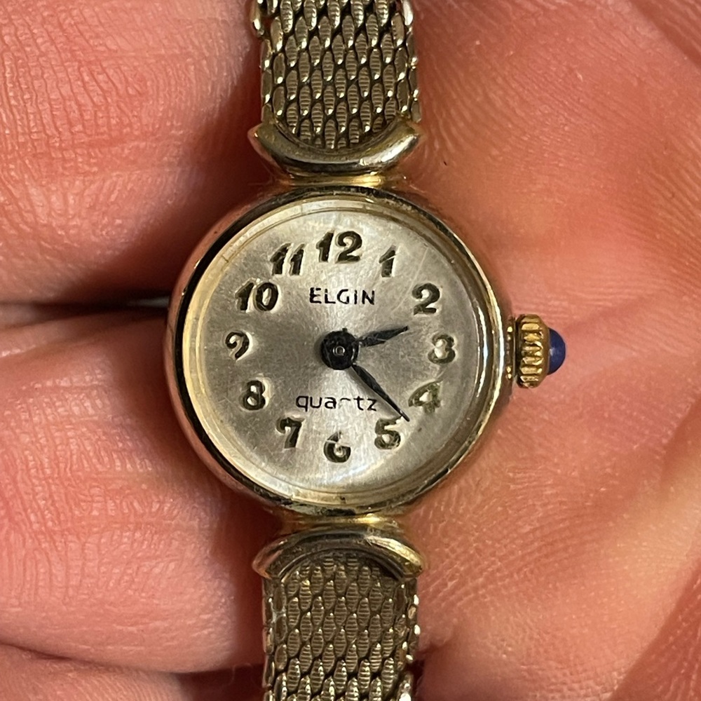Authentic Elgin 1/20 10k gold filled. Exc condition.